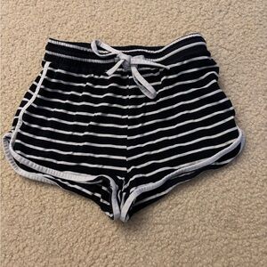 SHEIN Monochrome Striped Apparel
